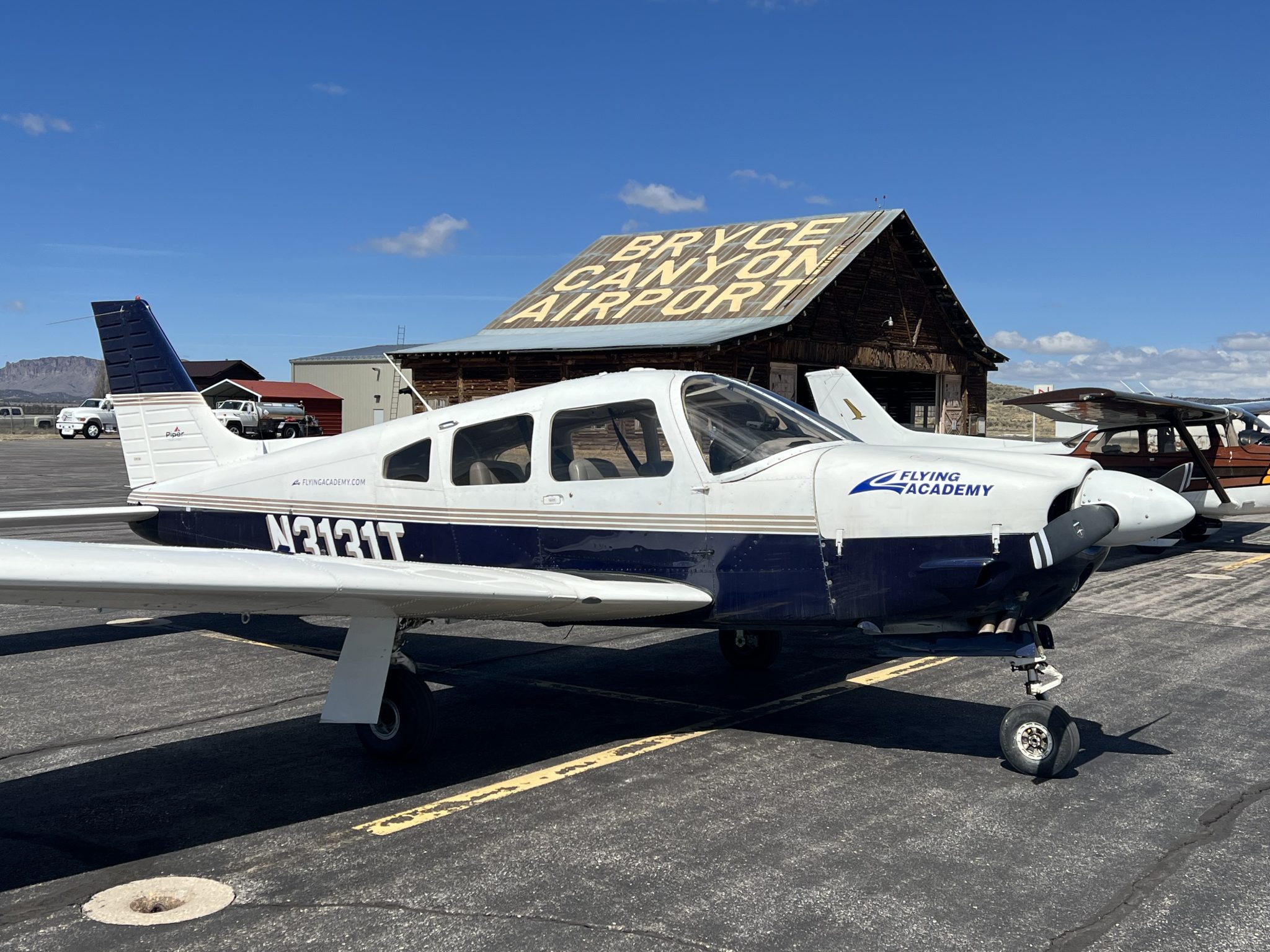 Piper Arrow Corona Vnys Flying Academy Professional Pilot Training